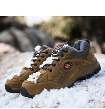 Load image into Gallery viewer, Winter Couple Outdoor Hiking Shoes Winter Warm Men's Shoe Lightweight Non-Slip Sneakers Low Top Walking Shoes For Outdoor Trailing Walking Climbing Running Shoes For Cold Weather
