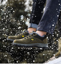 Load image into Gallery viewer, Winter Couple Outdoor Hiking Shoes Winter Warm Men's Shoe Lightweight Non-Slip Sneakers Low Top Walking Shoes For Outdoor Trailing Walking Climbing Running Shoes For Cold Weather
