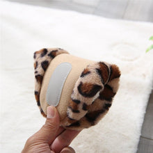 Load image into Gallery viewer, Winter Home Slippers Women Cotton Shoes Soft Plush Indoor Slippers Shoes For Women Men Couple Warm Fur Slippers Cute Comfy Fuzzy Knitted Memory Foam Slip On House Slippers
