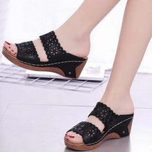 Load image into Gallery viewer, Woman Sandals For Beach Slip On Fashion Sandals Women Thick Bottom Footwear Flat Sandals Soft Leather Vintage Summer Casual Non-Slip Beach Platform Shoes Sandals
