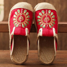 Load image into Gallery viewer, Women Casual Linen Handmade Mules Flat Slippers Retro Vegan Summer Canvas Comfortable Espadrille New Women Shoes Slides Flat Summer Style Handmade Retro Slippers
