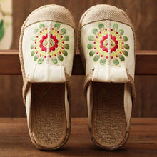 Load image into Gallery viewer, Women Casual Linen Handmade Mules Flat Slippers Retro Vegan Summer Canvas Comfortable Espadrille New Women Shoes Slides Flat Summer Style Handmade Retro Slippers

