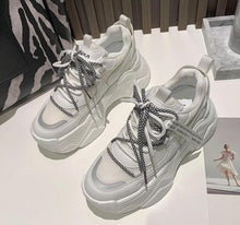 Load image into Gallery viewer, Women Chunky Sneakers Casual Vulcanized Woman High Platform Sneakers Lace Up White Sneakers White Shoes Autumn Winter Fashion Platform High Quality Sneakers
