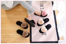 Load image into Gallery viewer, Women Indoor Warm Home Slippers Bedroom Cute Heart Pattern Non-slip Soft Comfort Plush House Heart Slippers Women Cute Fluffy Soft Sole Plush For House Indoor Outdoor Memory Foam Open Toe Slippers
