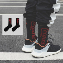 Load image into Gallery viewer, Women Korea Funny Socks Long Socks Black Cool Socks Harajuku GD Hip Hop Cotton Skateboard Socks Men New Trend Daisy Socks Men
