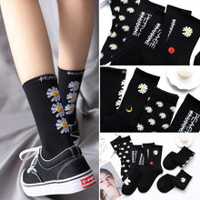 Load image into Gallery viewer, Women Korea Funny Socks Long Socks Black Cool Socks Harajuku GD Hip Hop Cotton Skateboard Socks Men New Trend Daisy Socks Men
