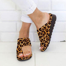 Load image into Gallery viewer, Women Leather Shoes Comfy Platform Flat Sole Casual Soft Big Toe Foot Sandal Flat Sole Casual Soft Toe Ring Unique Sandal Modern Summer Beach Shoes
