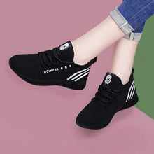 Load image into Gallery viewer, Women Running Shoes Air Mesh Sneakers Breathable Soft Light Woman Sport Shoes Walking Jogging Casual Shoes Breathable Walking Mesh Flats Sport Running Sneakers
