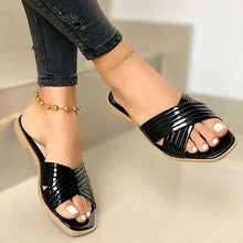 Load image into Gallery viewer, Women Sandals Summer Outdoor Beach Flip-flop Sandals Solid Fashion Sandals Flats Casual Shoes Black Summer Flat Sandals Stylish Flip Flop Comfortable Color Matching Sandals Flat Non-Slip Open-Toe Casual Beach Sandals
