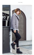 Load image into Gallery viewer, Women Snow Boots Warm Short Fur Plush Winter Ankle Boots Zip Comfort Warm Shoes Anti-Slip Fur Lined Ankle Short Boots Waterproof Slip On Outdoor Lightweight Shoes
