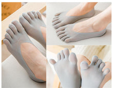 Load image into Gallery viewer, Women Summer Five-Finger Socks Ultrathin Funny Toe Invisible Sock With Silicone Anti-Skid Breathable Anti-Friction For Women

