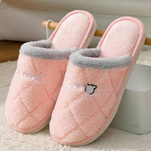 Load image into Gallery viewer, Women Winter Home Slippers Cute Shoes Non-Slip Soft Winter Warm Slipper Indoor Bedroom Couples Floor Shoes Women's House Slippers Indoor Memory Foam Cotton-Blend Knitted Autumn Winter Slippers
