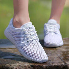 Load image into Gallery viewer, Womens Fashion Casual Sneakers Lightweight Comfortable Breathable Lace-up Mesh Couples Shoes Lightweight Casual Walking Shoes Breathable Mesh Fashion Sneakers
