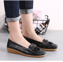 Load image into Gallery viewer, Womens Flats Summer Genuine Leather Shoes Low Heels Slip On Casual Flat Shoes Women's Espadrilles Casual Shoes Spring Comfortable Strong Design
