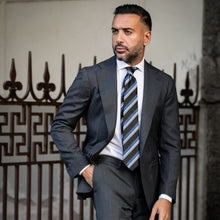 Load image into Gallery viewer, Corso - Silk Jacquard Tie - Black &amp; Blue
