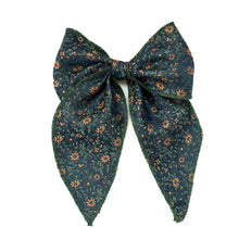 Load image into Gallery viewer, Wren - Darling Hair Bow
