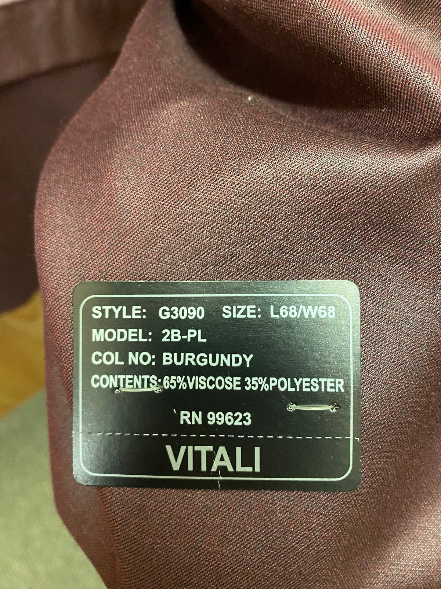 Vitali Burgundy 2-Piece Suit 68L G3090