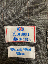 Load image into Gallery viewer, London Square Grey Checkered worsted Wool Blend 2-Piece Suit 40L
