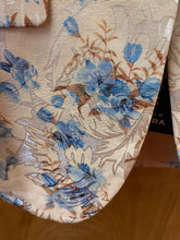 Load image into Gallery viewer, Studio Ferera White-Blue Multicolored Floral/Flower Print Slim Fit Blazer
