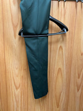 Load image into Gallery viewer, Cielo BP3546 Ultra-slim Stretch Hunter Green Double Breasted Suit
