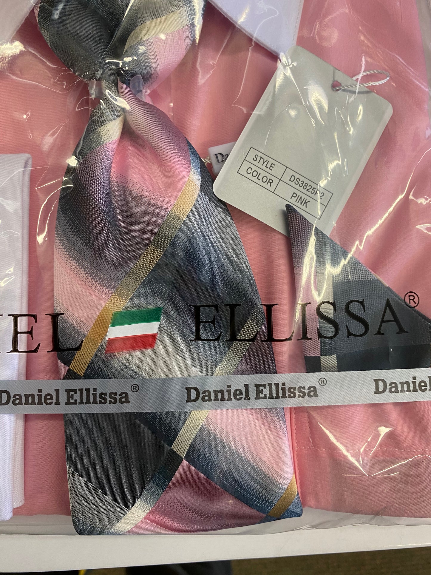 Daniel Ellissa DS3825P2 Pink French Cuff Men’s Dress Shirt