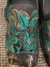 Load image into Gallery viewer, Saint Lorenzo 6799 Black/Green/Gold Men’s Dress Shoes Sizes 9 &amp; 10
