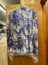 Load image into Gallery viewer, Cielo Blue/white Blazer
