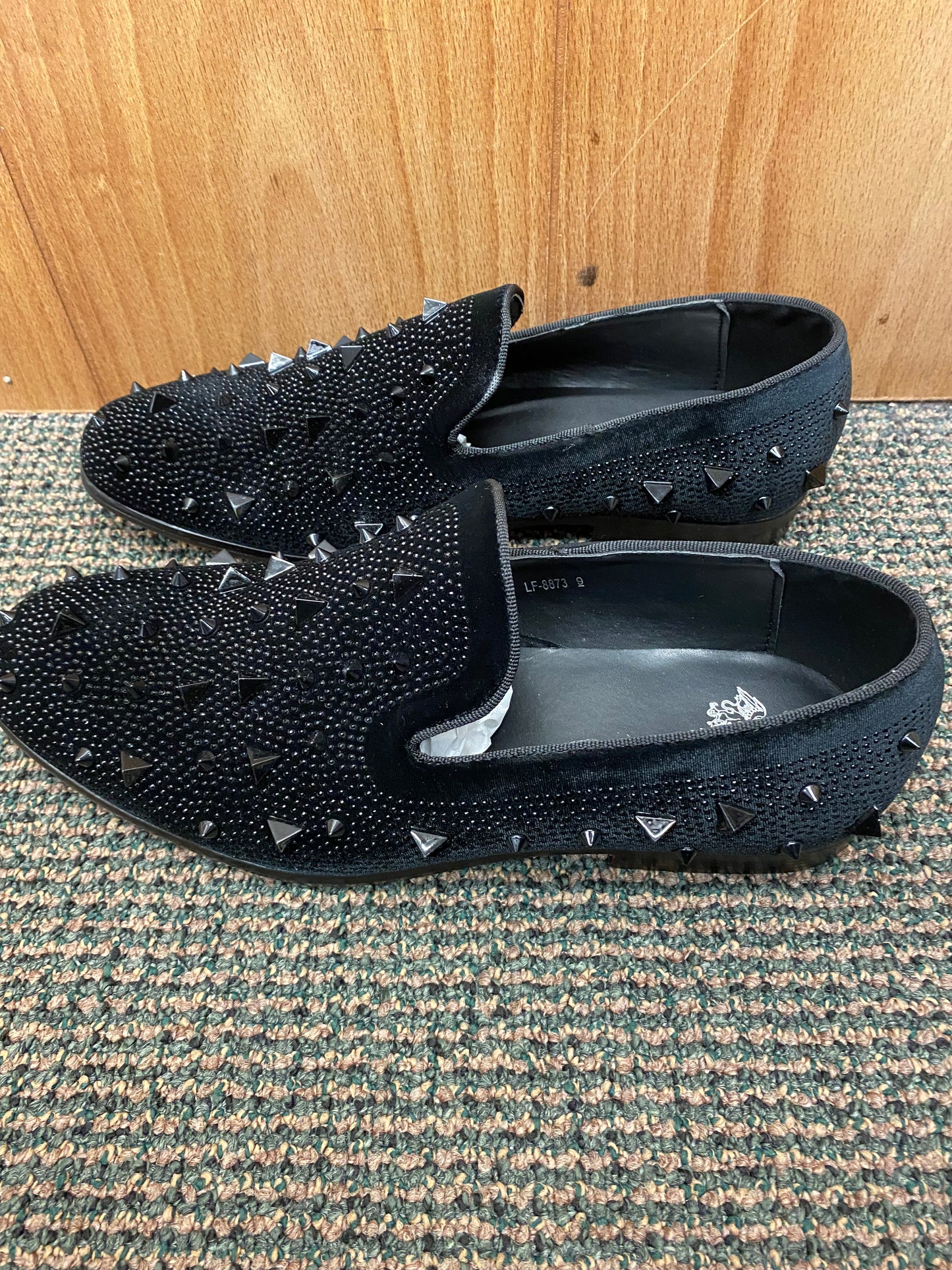 Royal Shoes Black Spikes/Rhinestones Smoking Slip-on Red Bottom Men’s Dress Shoes LF-8873 Sizes 8-13