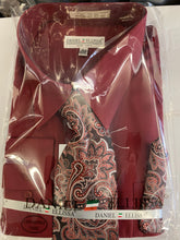 Load image into Gallery viewer, Daniel Ellissa DS3001 Burgundy Convertible cuff Men’s Dress Shirt
