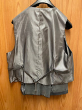 Load image into Gallery viewer, Vinci Gray Houndstooth 3-Piece Modern Fit Suit
