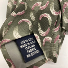 Load image into Gallery viewer, 100% silk made in USA 🇺🇸 Tie
