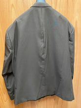Load image into Gallery viewer, Lucci 3-button Brown 2-piece suit 70R 3PP
