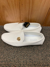 Load image into Gallery viewer, Terroni Italian Design White Men&#39;s Slip-on Dress/Driver Shoe with Gold Lionhead

