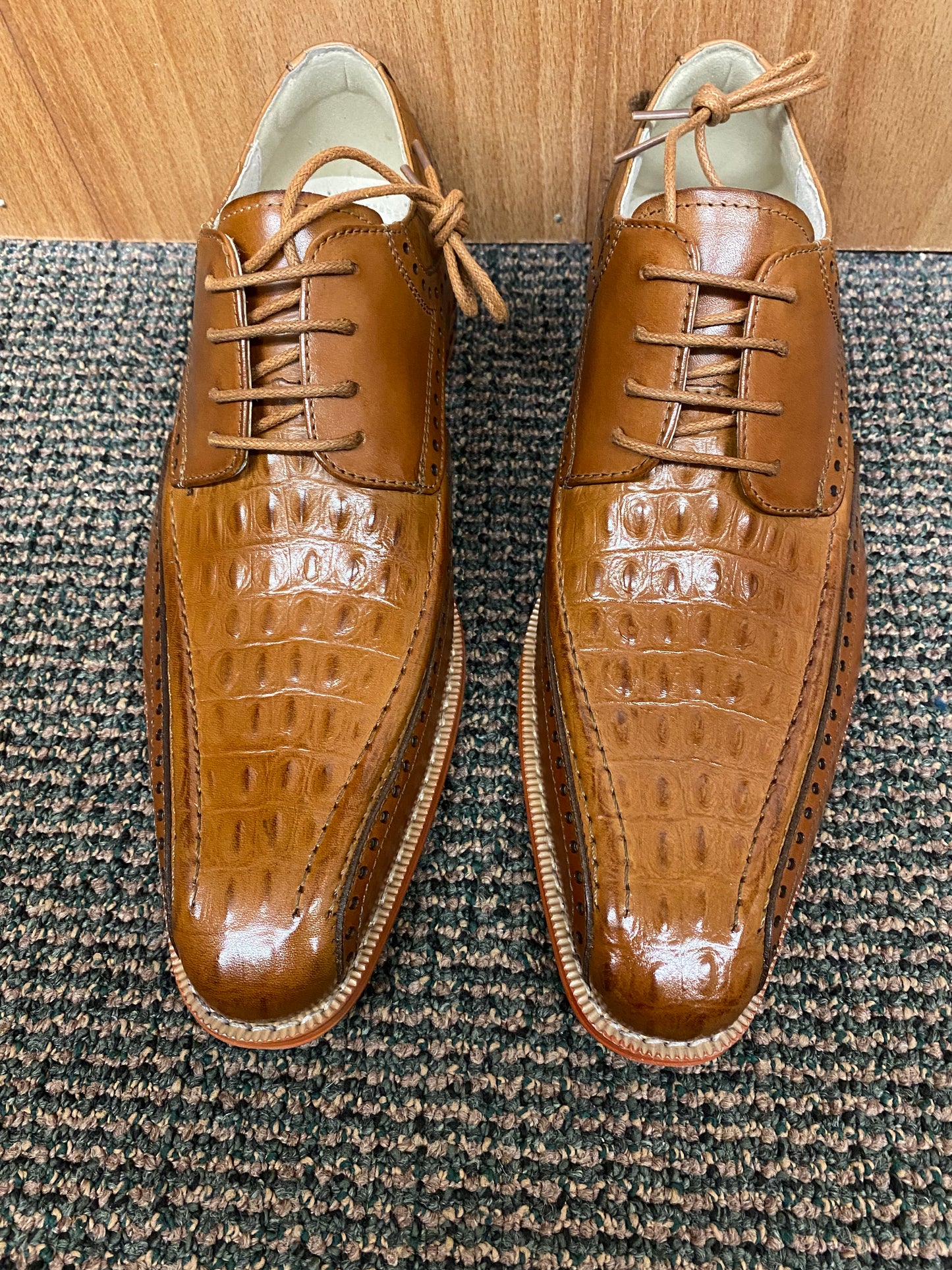 Giovanni Milford Tan Croc-print Leather Hand Made Oxford Men's Dress Shoes