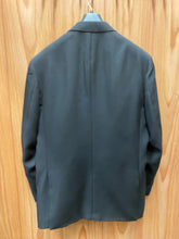 Load image into Gallery viewer, Tony Blake Black 2-Piece Suit 42R
