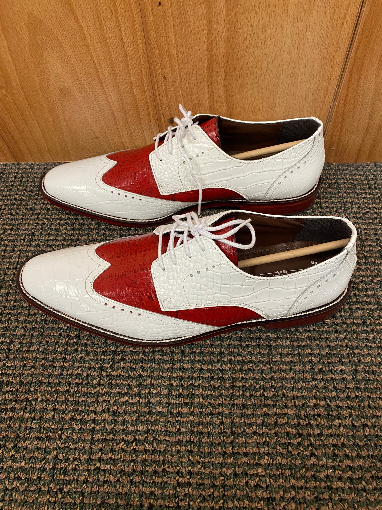 Stacy Adams Ferrara White Red dress shoes 7