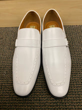 Load image into Gallery viewer, Antonio Cerrelli 7001W white Wide Width Men’s Lace Up Dress Shoes Sizes: 11W-18W
