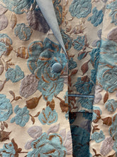 Load image into Gallery viewer, Cielo Sky Blue Floral print jacket
