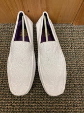 Load image into Gallery viewer, After Midnite White Paisley Smoking Driver Slip-on Shoes Sizes 8-13 Style Number 6913
