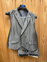 Load image into Gallery viewer, Blu Martini Grey/silver 3-Piece Suit 44L

