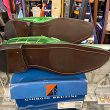 Load image into Gallery viewer, Giorgio Brutini Green Slip on Shoe size 10
