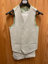 Load image into Gallery viewer, Sharp Suits Mint Green 3-Piece Suit 36R-60R
