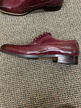 Load image into Gallery viewer, Giovanni Oliver Burgundy Lace-up Dress Shoes
