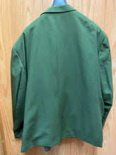 Load image into Gallery viewer, Lucci Olive Green 3Button 2-Piece Suit Size 70R 3PP
