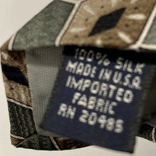Load image into Gallery viewer, 100% silk made in USA 🇺🇸 Tie
