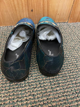 Load image into Gallery viewer, Successos Green/Gold Floral Print Men&#39;s Smoking Slip-on Red Bottom Dress Shoes
