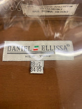 Load image into Gallery viewer, Daniel Ellissa DS3001 Brown Convertible cuff Men’s Dress Shirt
