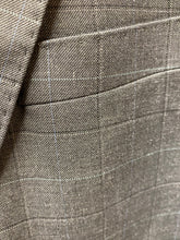 Load image into Gallery viewer, Studio Ferera Slim Fit Grey  Checkered 2-Piece Suit 46S
