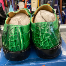 Load image into Gallery viewer, Giorgio Brutini Green Slip on Shoe size 10

