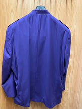 Load image into Gallery viewer, Apollo King Banded/Manderin Collar Purple Suit 60R AG95

